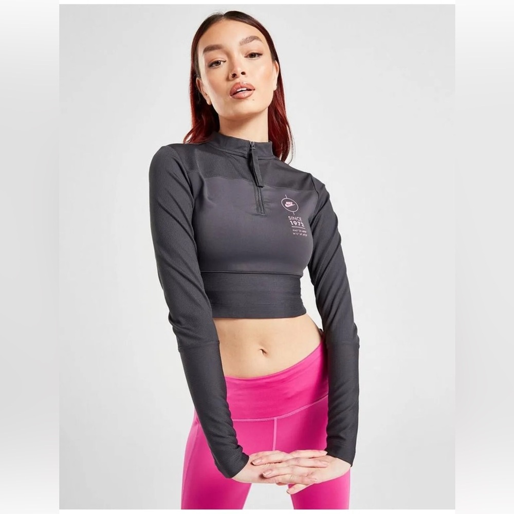 NIKE SPORTSWEAR RIBBED LONG-SLEEVE QUARTER-ZIP SPORTS UTILITY TOP GREY